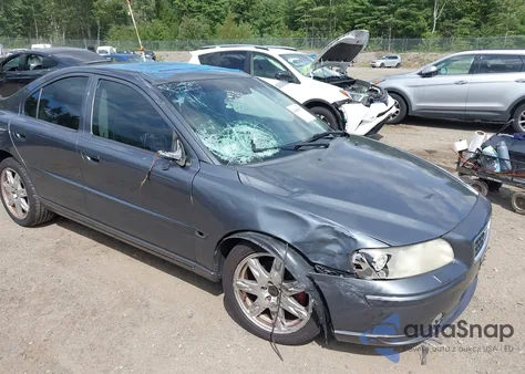 2005 Volvo S60 2.5T Awd из США, поврежденный, VIN YV1RH592752440479